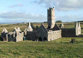 Moyne Abbey Mayo Irland